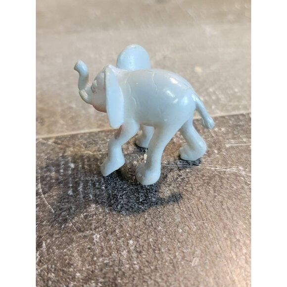 Baby elephant animal zoo toy figure - Picture 4 of 6